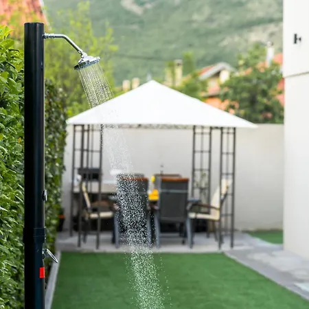 Kukys Production - Kuca Za Odmor Villa Mostar