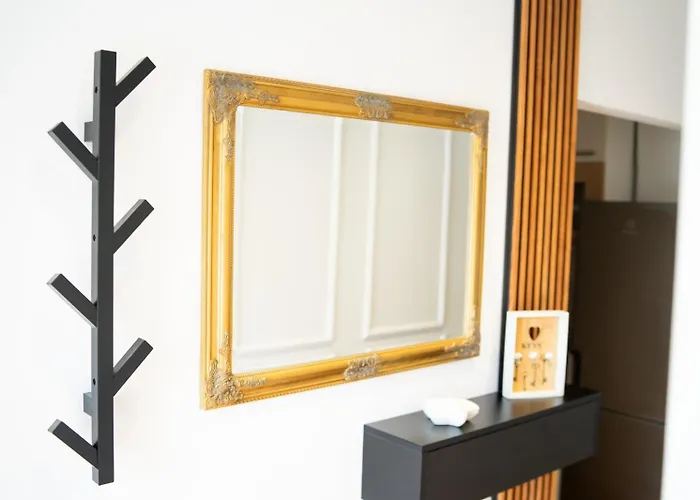 Villa Kukys Production-Private Pool & Luxury Oasis וילה מוסטר